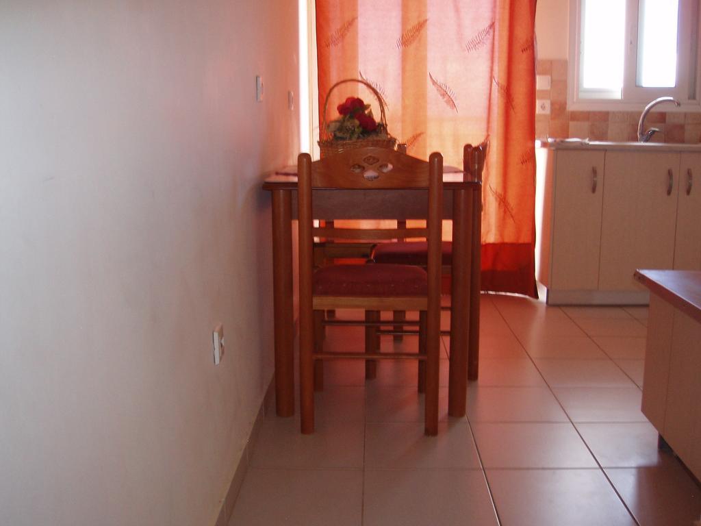 Apartments Xenios Zeus 1 Koróni Εξωτερικό φωτογραφία